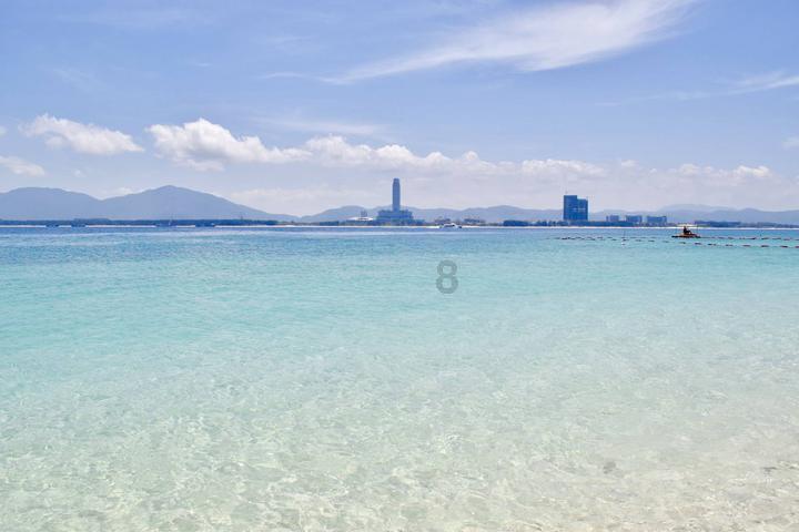 男友拉黑我所有用新号码打给他居然说让我别烦他什么意思？